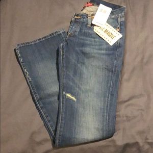 *NEVER WORN* Lucky brand jeans, lil Maggie